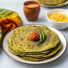 Paalak Paratha: A Healthy Spinach Flatbread for Everyday Meals